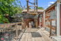 property gallery-image
